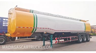 3 Axle 45000 Liters Fuel Tanker will be Shipped to Antananarivo Madagascar