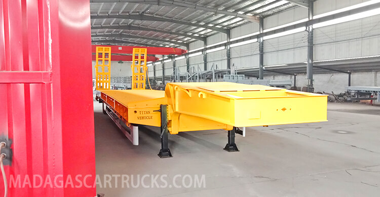 3 Axle Lowbed Trailer Truck for sale in Antananarivo Madagascar