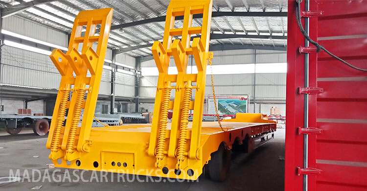 3 Axle Lowbed Trailer Truck for sale in Antananarivo Madagascar
