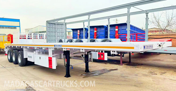 3 Axle 40 Ft Flatbed Semi Trailer for Sale in Madagascar
