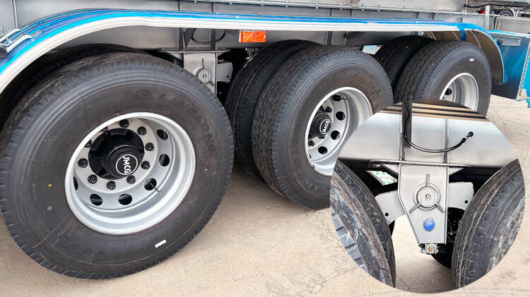 Aluminum Chemical Tanker Trailer for Sale in Madagascar 