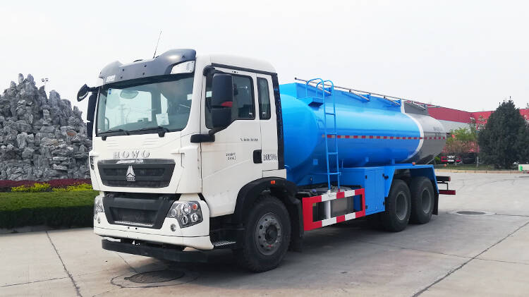 Howo 8x4 Oil Tanker Truck | Oil Truck for Sale Companies Price in Madagascar