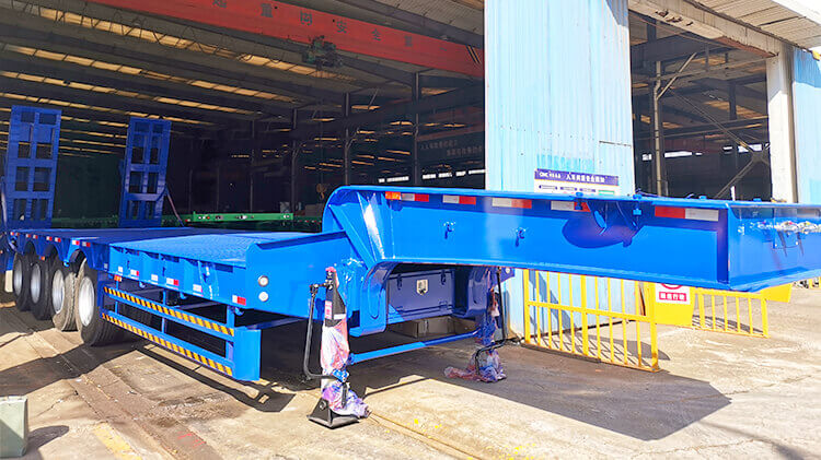 CIMC 4 Axle 100ton Lowbed Truck for Sale in Madagascar | CIMC Trailer