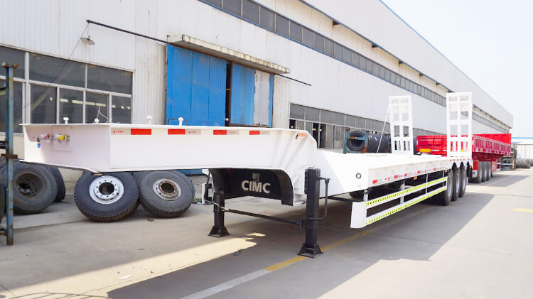 CIMC Trailer | 3 Axle Low Bed Semi Trailer for Sale in Toamasina Madagascar